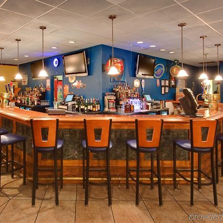 Ramada Plaza Rochester Airport מראה חיצוני תמונה