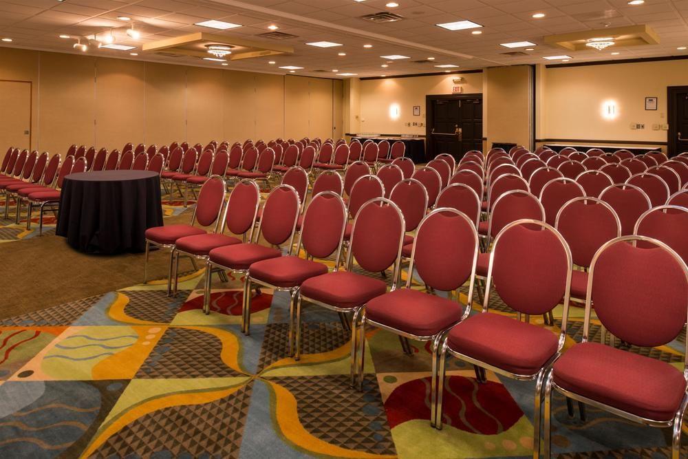 Ramada Plaza Rochester Airport מראה חיצוני תמונה