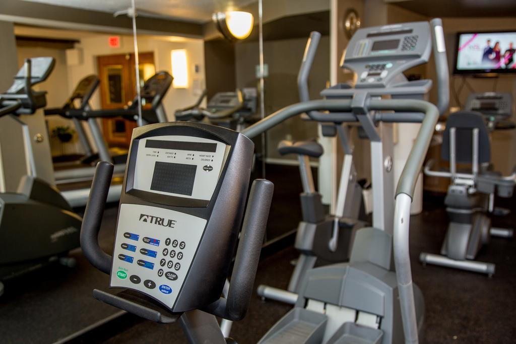 Ramada Plaza Rochester Airport מראה חיצוני תמונה